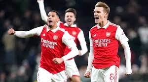 Arsenal extends Premier League lead after winning at Tottenham